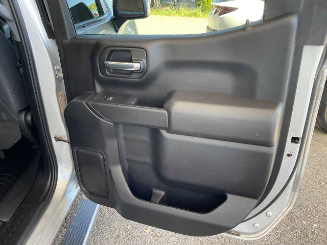 Used 2022 Chevrolet Silverado 1500 Custom AWD/4WD image 33