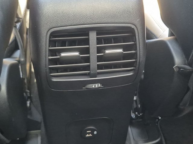 Certified 2021 Ford Escape Titanium FWD image 18