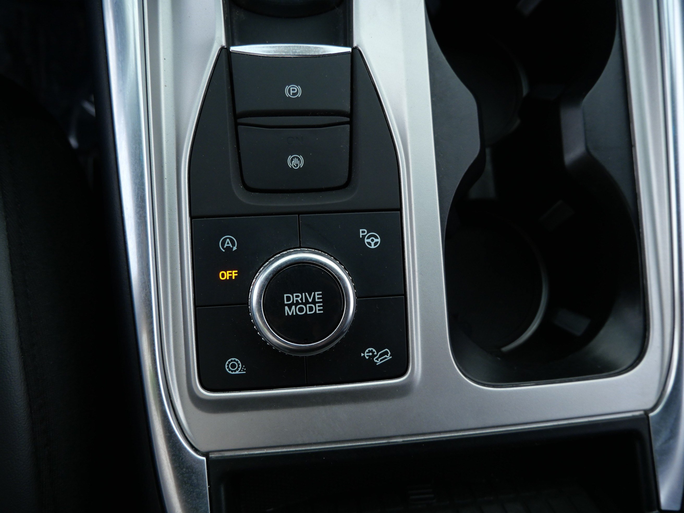 Certified 2020 Ford Explorer Platinum w/ Premium Technology Package AWD/4WD image 32