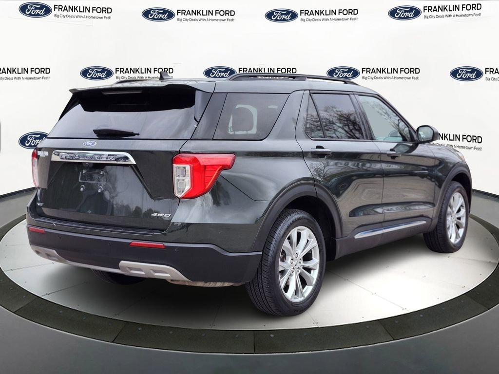 Certified 2023 Ford Explorer XLT w/ Equipment Group 202A AWD/4WD image 5