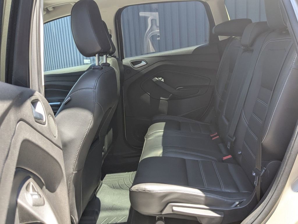 Certified 2018 Ford Escape Titanium w/ Ford Safe & Smart Package AWD/4WD image 31