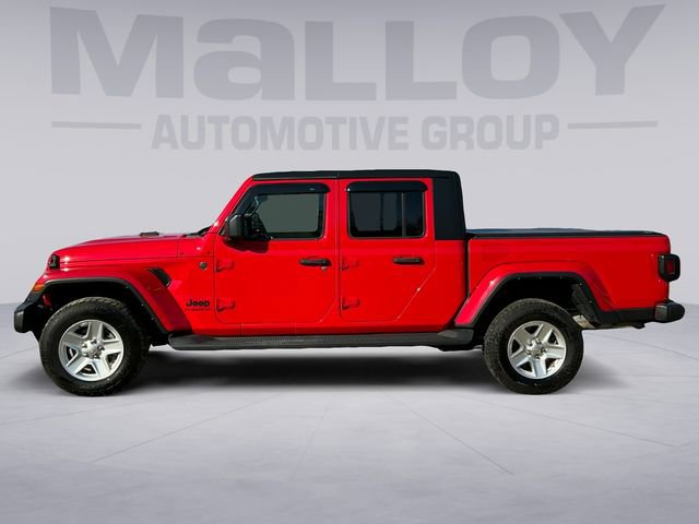 Used 2022 Jeep Gladiator Sport image 2
