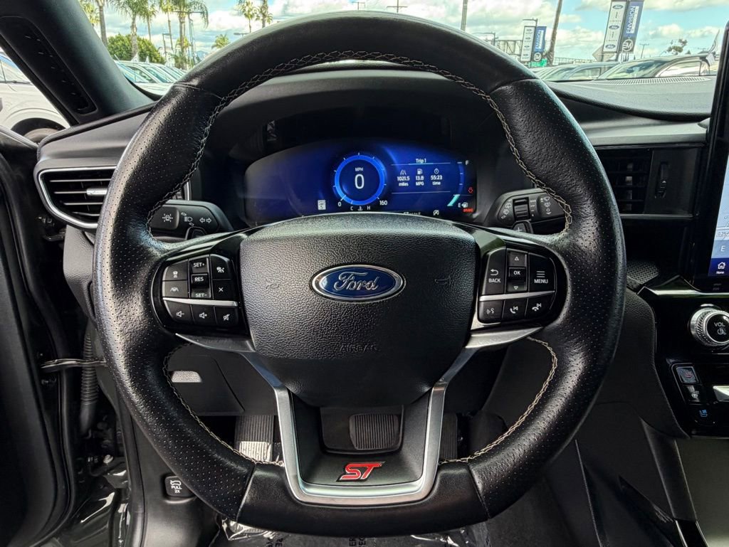 Certified 2022 Ford Explorer ST w/ Equipment Group 401A image 19