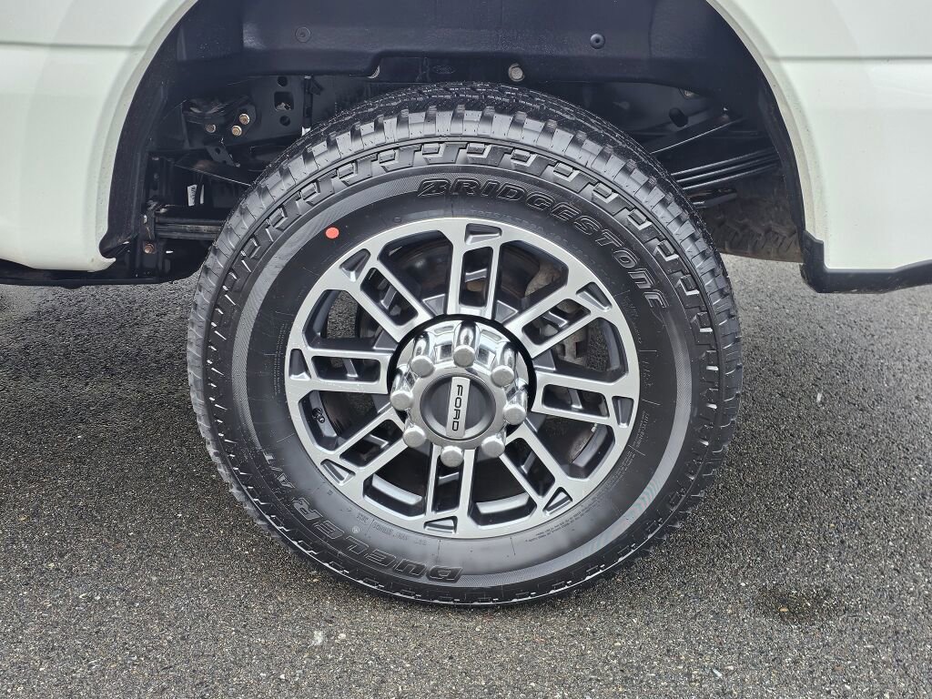 Certified 2024 Ford F350 Limited w/ FX4 Off-Road Package image 11