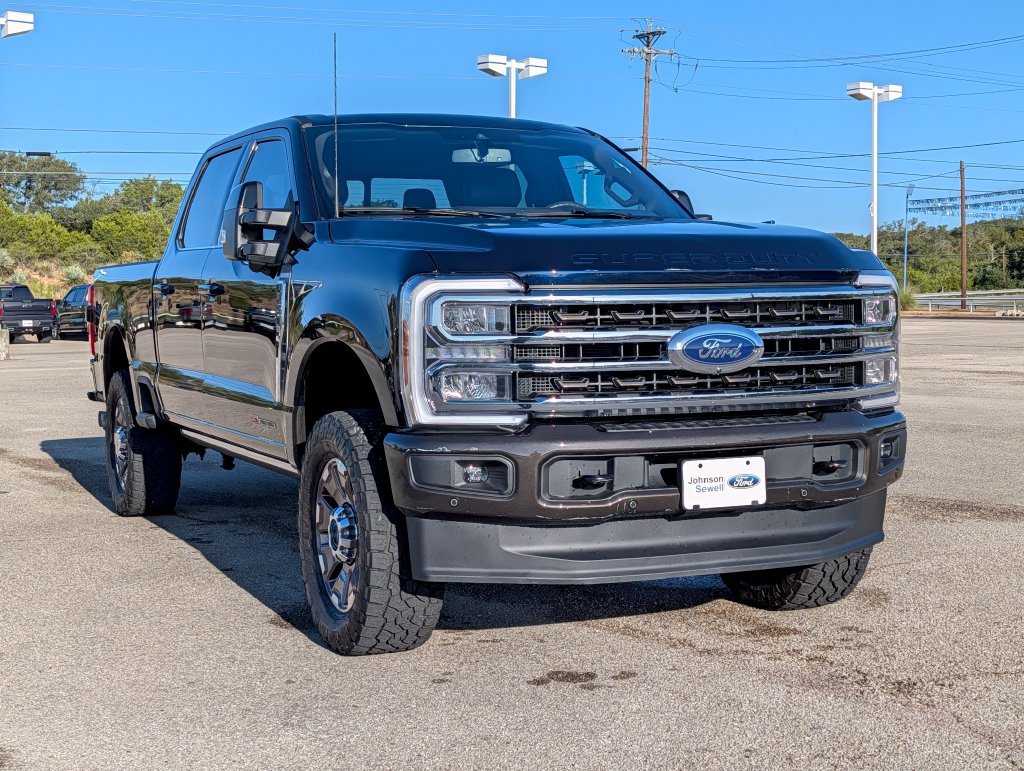 Certified 2025 Ford F250 King Ranch AWD/4WD image 1