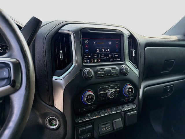 Used 2022 Chevrolet Silverado 2500 LTZ AWD/4WD image 26