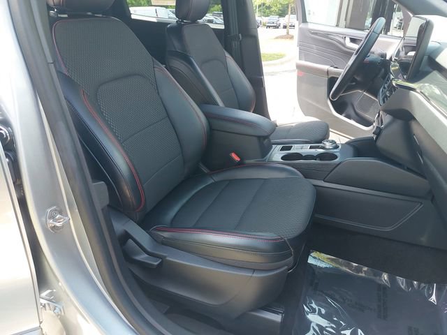 Certified 2023 Ford Escape ST-Line w/ Tech Pack #1 AWD/4WD image 10