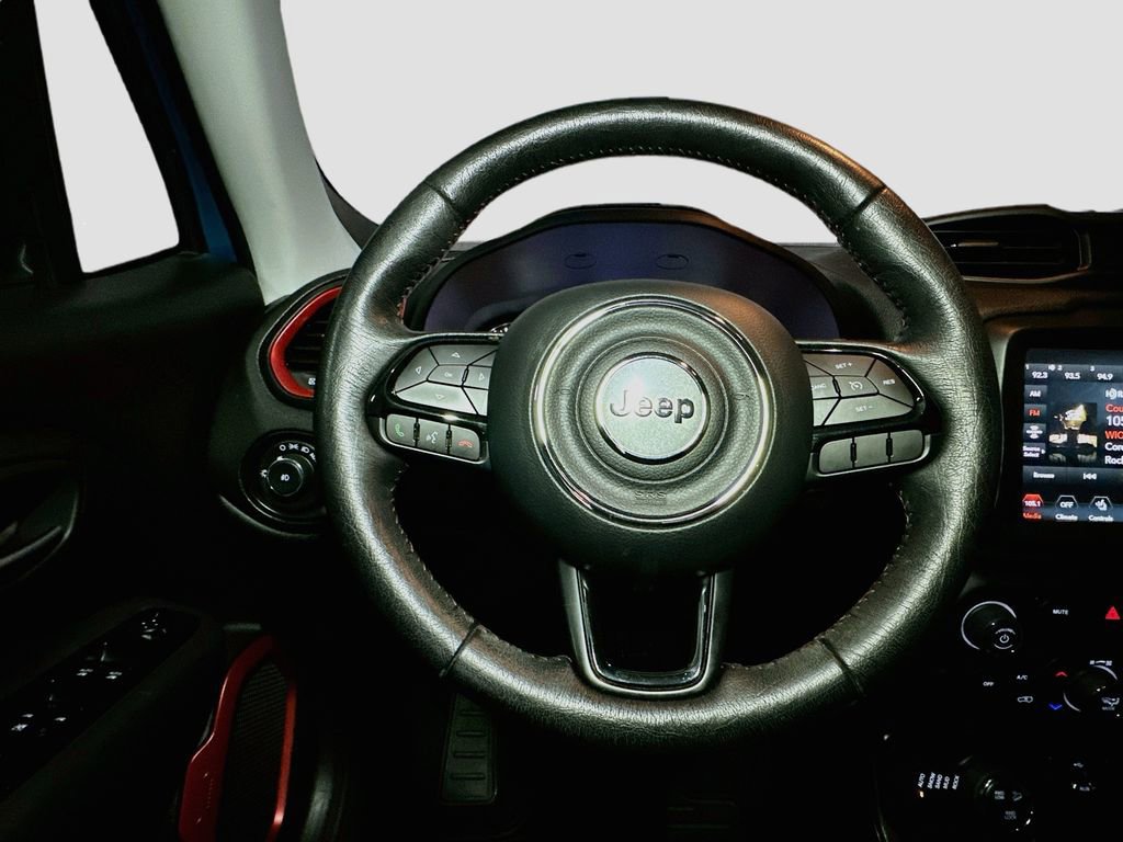 Used 2022 Jeep Renegade Trailhawk w/ Sun/Sound Group AWD/4WD image 12