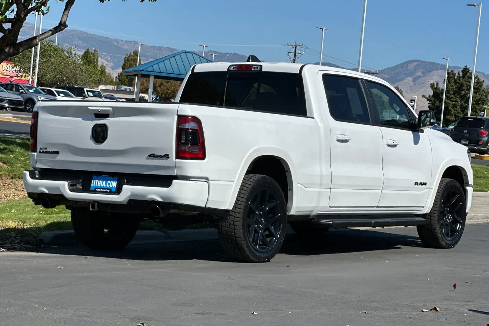 Used 2022 RAM 1500 Laramie AWD/4WD image 2