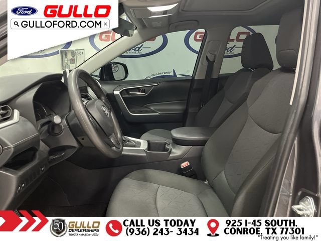 Used 2024 Toyota RAV4 XLE FWD image 29