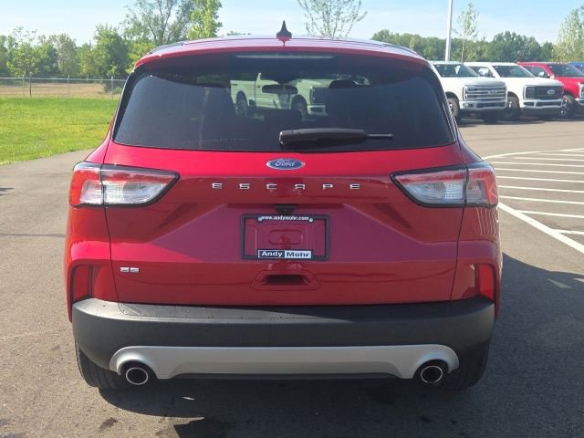 Certified 2022 Ford Escape SE w/ Convenience Package FWD image 9