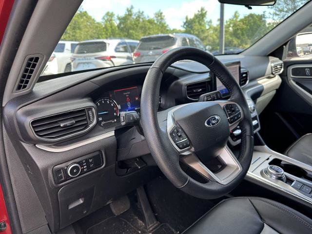 Certified 2023 Ford Explorer XLT w/ Equipment Group 202A AWD/4WD image 21
