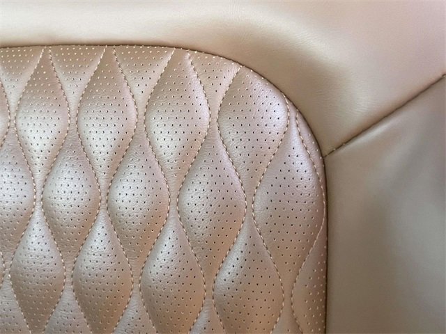 Used 2024 INFINITI QX80 Sensory image 15