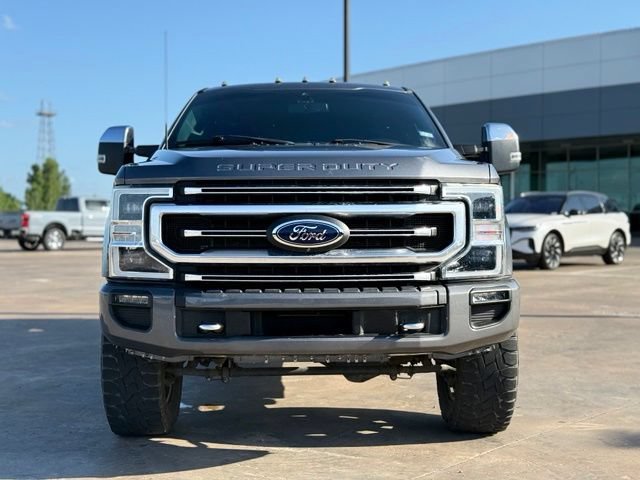 Certified 2022 Ford F250 Platinum w/ FX4 Off-Road Package AWD/4WD image 3