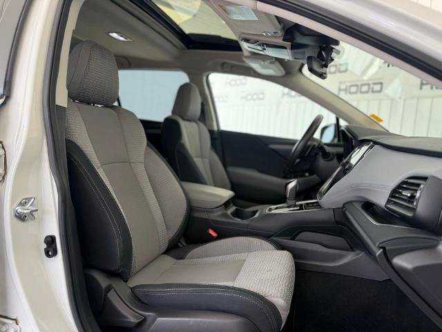Used 2025 Subaru Outback Premium AWD/4WD image 7