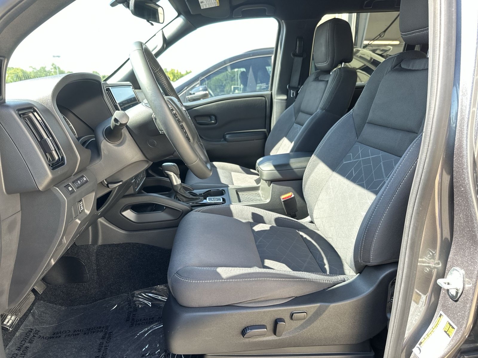 Used 2026 Nissan Frontier SV w/ SV Convenience Package AWD/4WD image 14