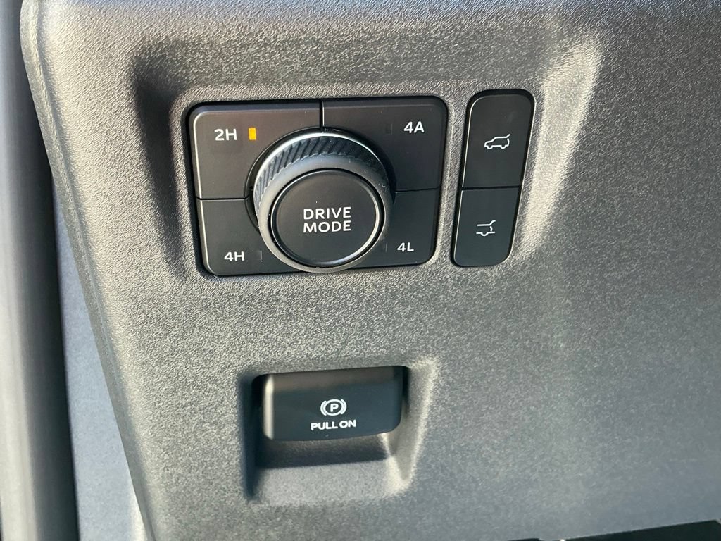 Certified 2025 Ford Expedition Max Platinum w/ Stealth Performance Package AWD/4WD image 28
