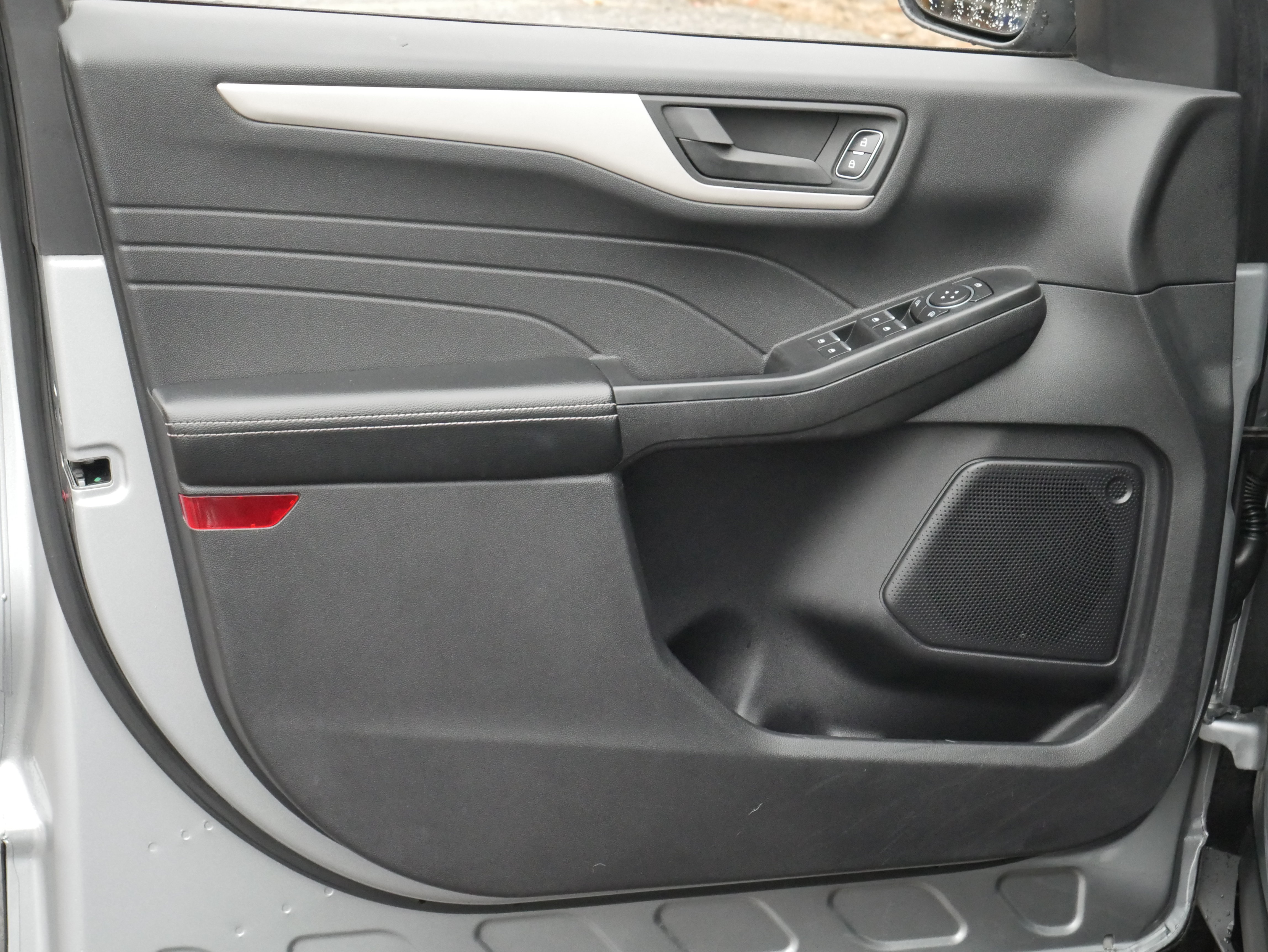 Certified 2022 Ford Escape SE AWD/4WD image 32