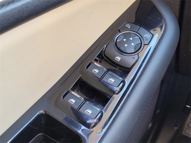 Certified 2019 Ford Edge SEL w/ Equipment Group 201A image 25