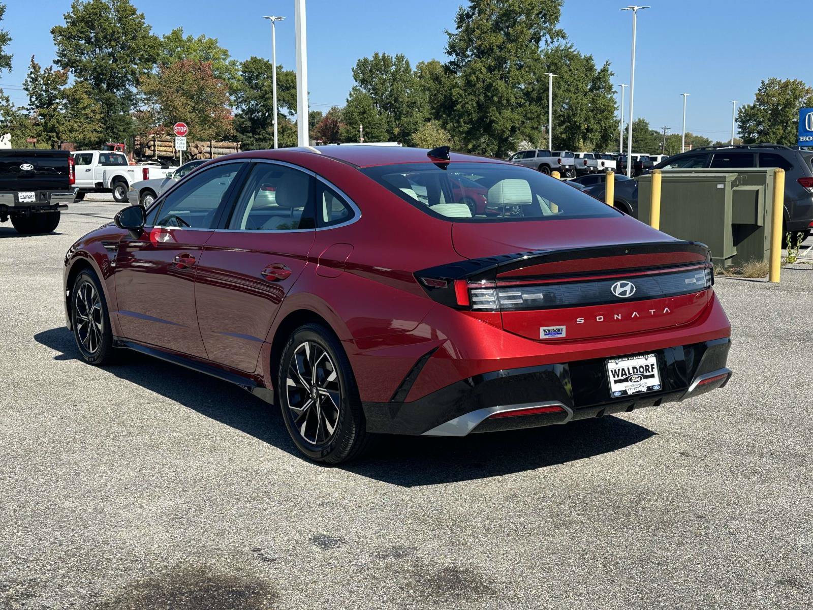 Used 2025 Hyundai Sonata SEL FWD image 4