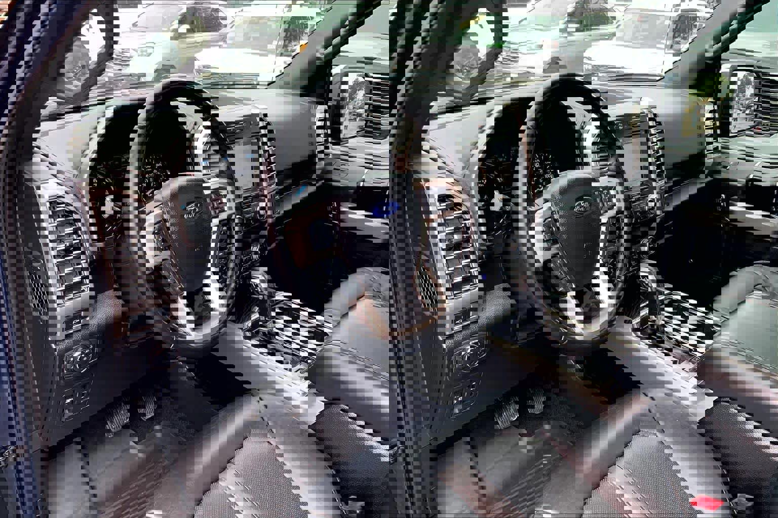 Certified 2019 Ford F150 Platinum w/ Equipment Group 701A Luxury AWD/4WD image 16