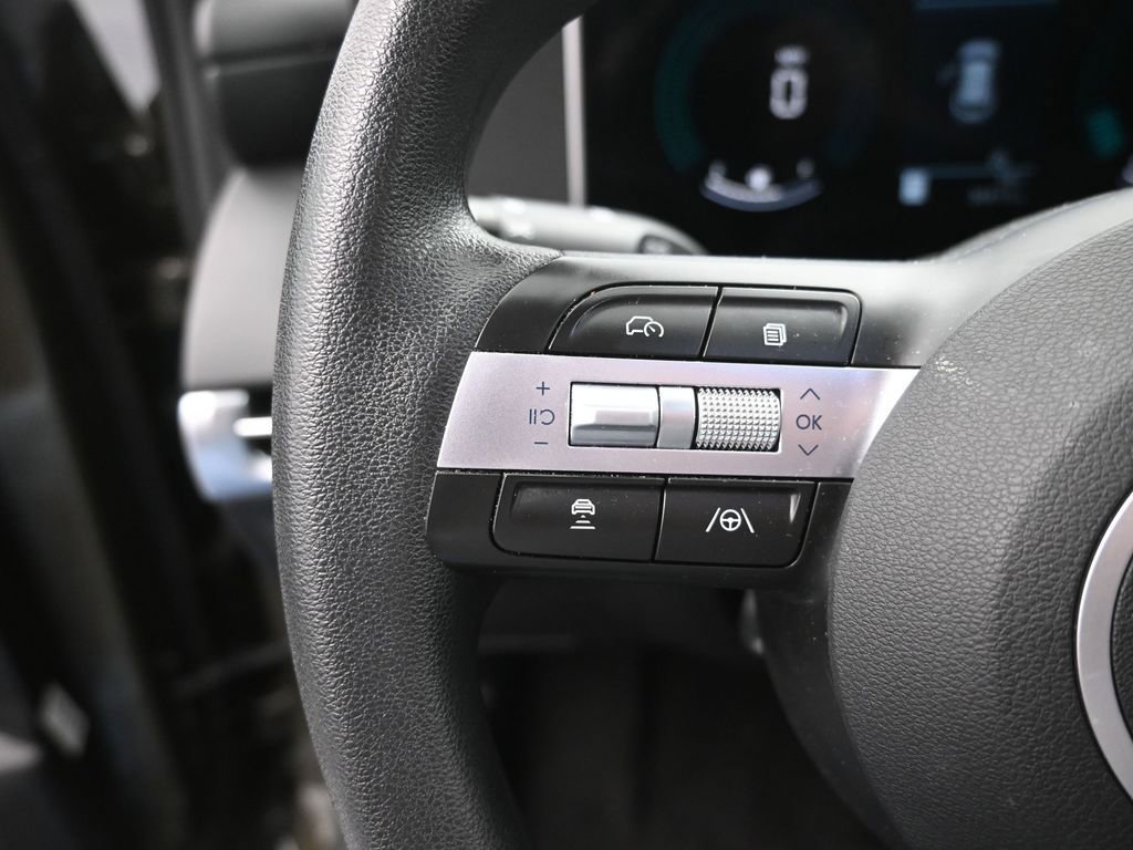Used 2025 Hyundai Tucson SEL AWD/4WD image 7