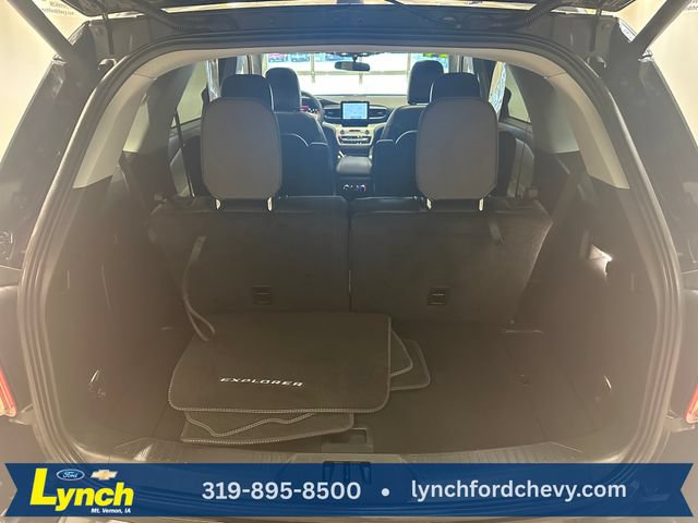 Certified 2024 Ford Explorer XLT w/ Equipment Group 202A AWD/4WD image 25