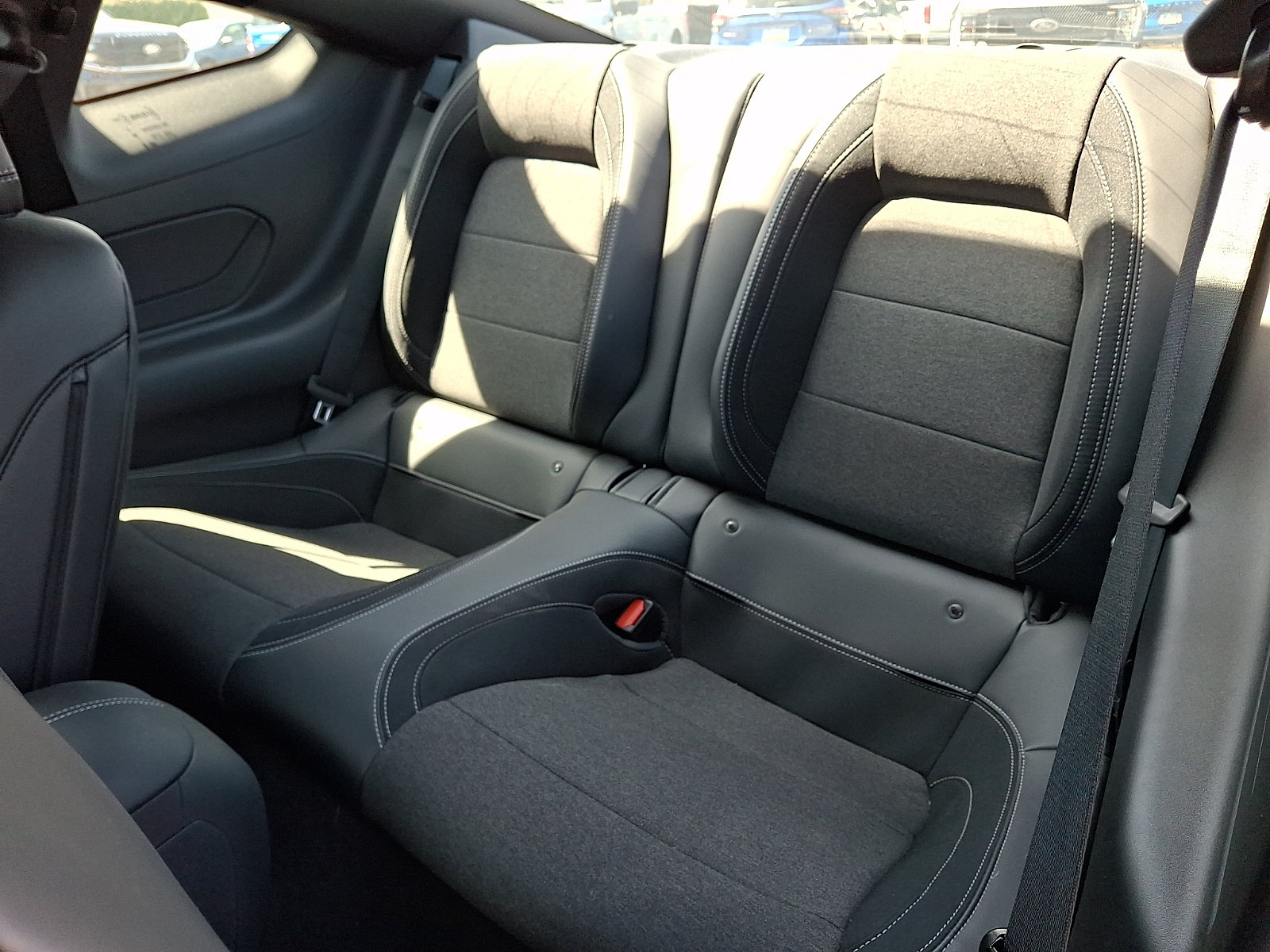 Certified 2025 Ford Mustang Coupe RWD image 14