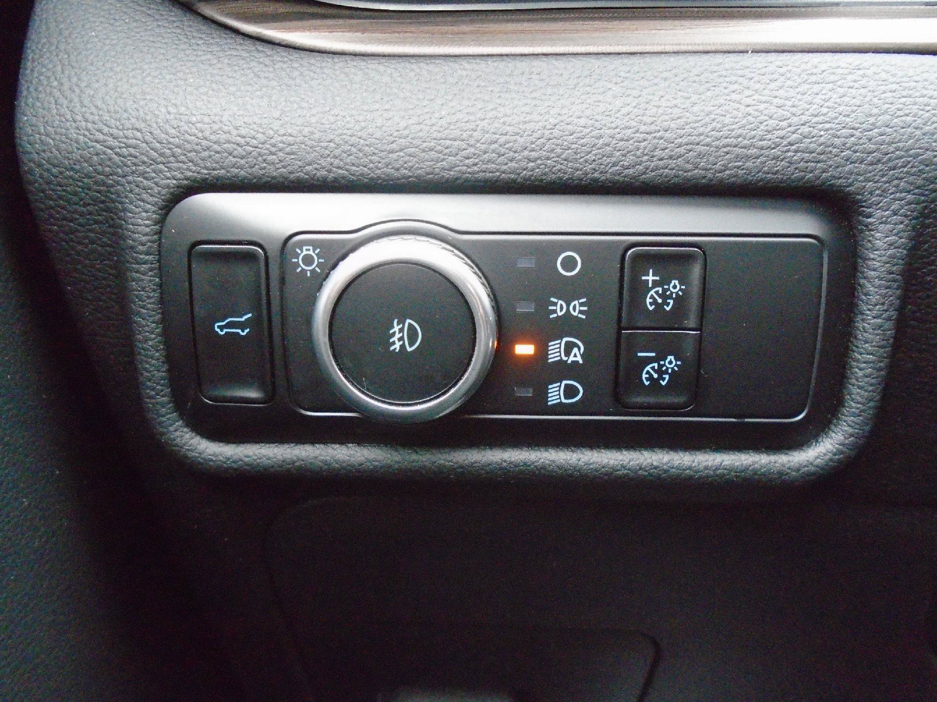 Certified 2024 Ford Explorer Limited AWD/4WD image 20