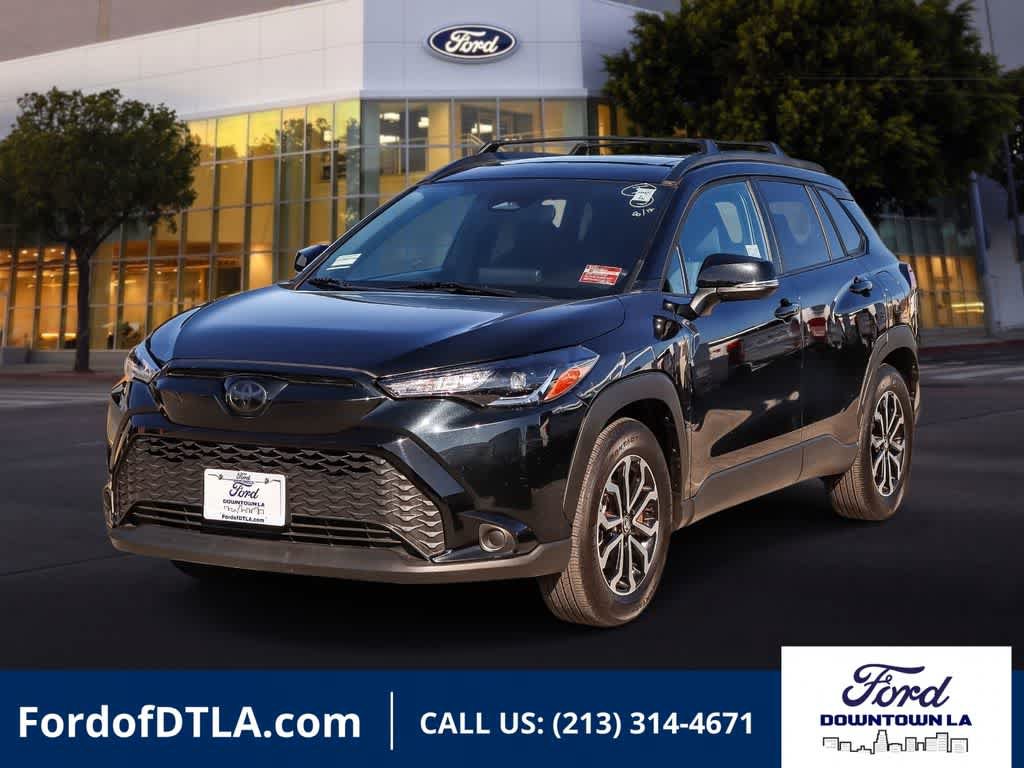 Used 2025 Toyota Corolla Cross AWD Hybrid w/ Moonroof Package