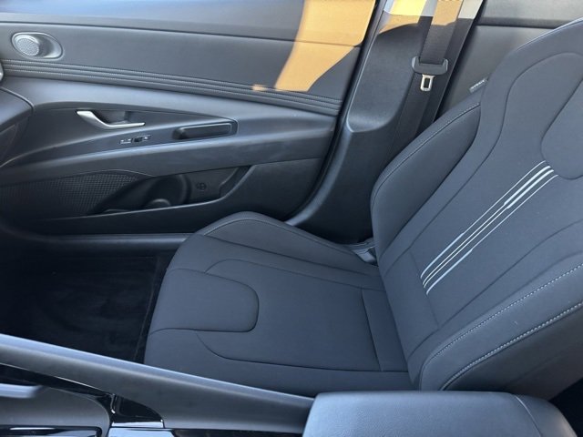 Used 2024 Hyundai Elantra SEL w/ Convenience Package image 22