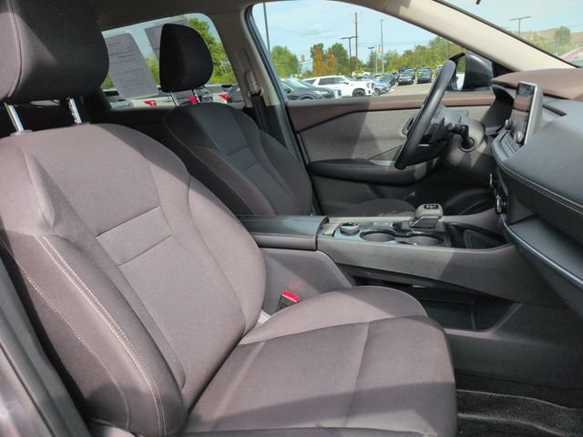 Used 2023 Nissan Rogue S AWD/4WD image 15