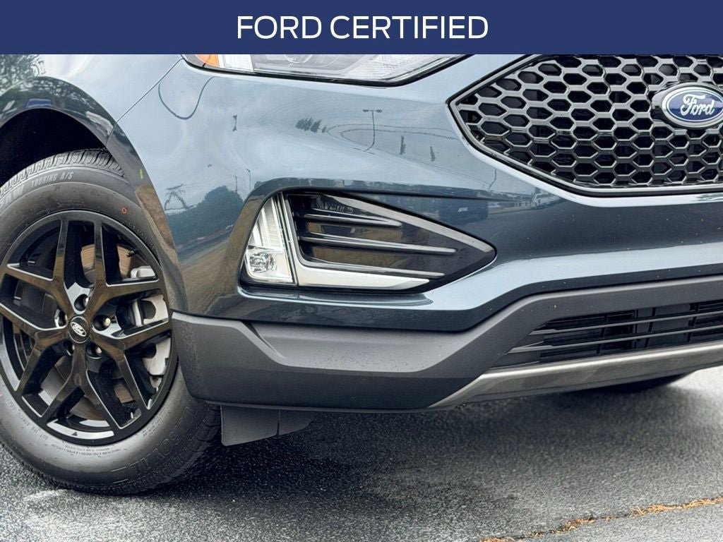 Certified 2023 Ford Edge SEL w/ Convenience Package AWD/4WD image 3
