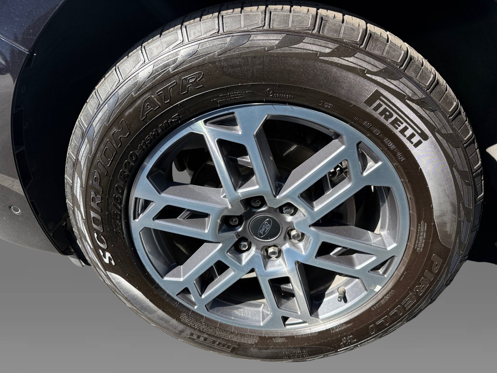 Certified 2025 Ford Expedition Active AWD/4WD image 9