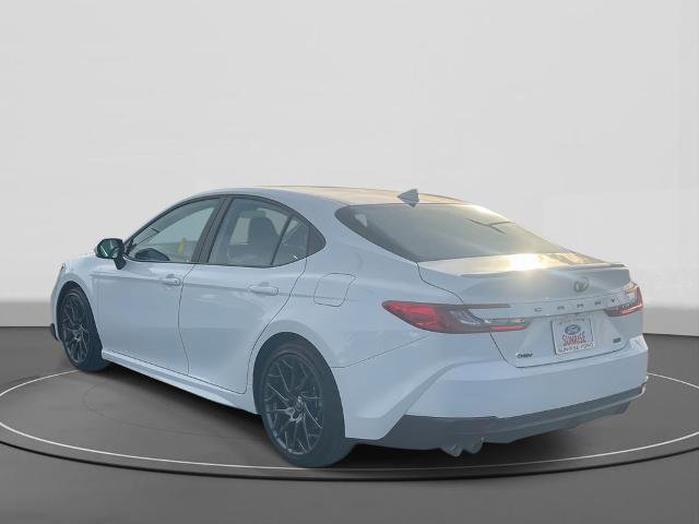 Used 2025 Toyota Camry SE image 7