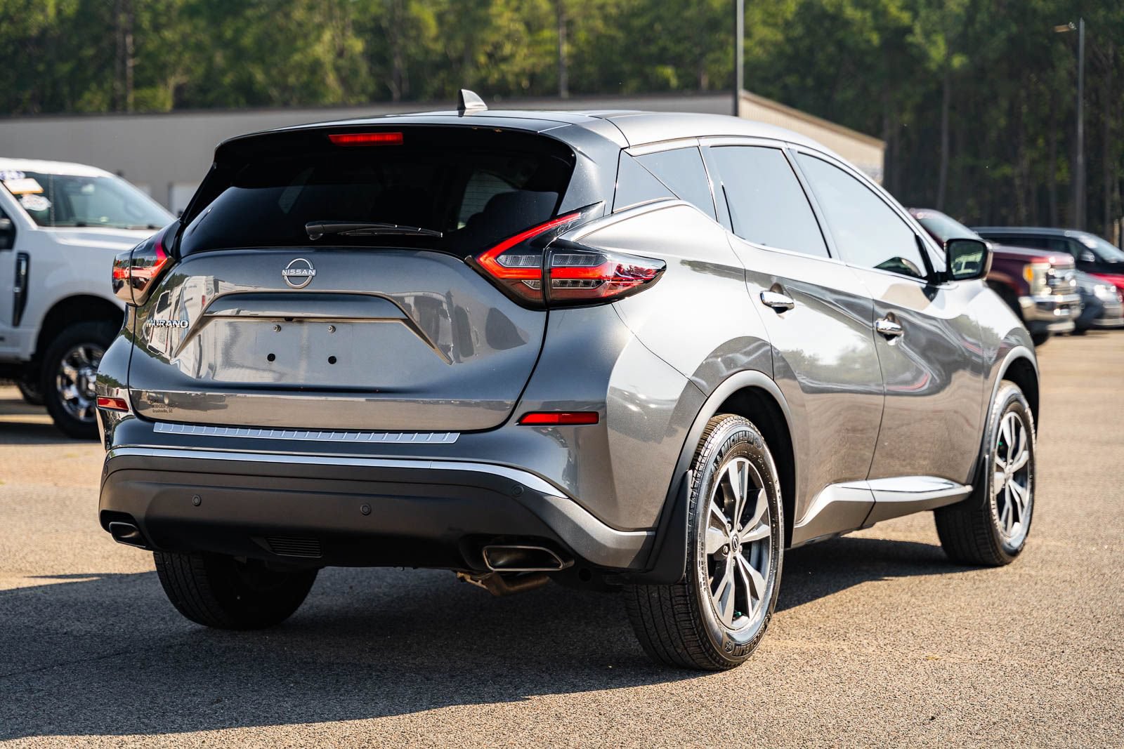 Used 2023 Nissan Murano S FWD image 7