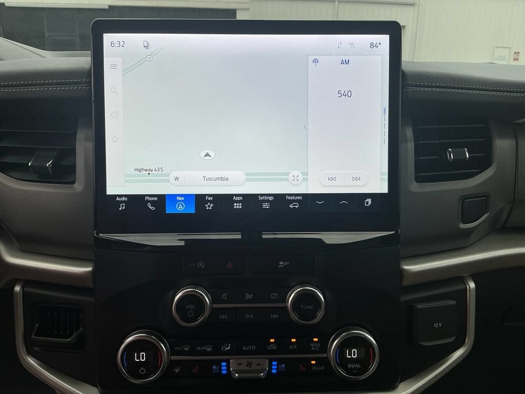 Certified 2024 Ford Expedition XLT RWD image 26