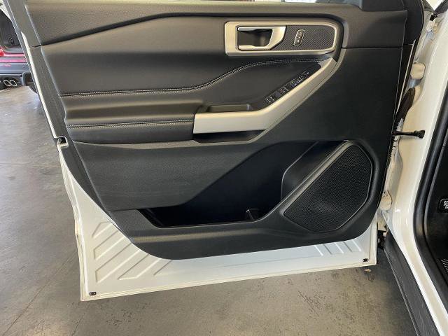 Certified 2024 Ford Explorer XLT w/ Equipment Group 202A image 15
