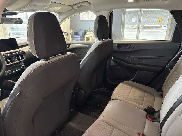 Certified 2022 Ford Escape SE w/ SE Sport Appearance Package image 23