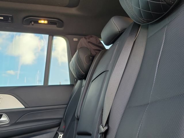 Used 2022 Mercedes-Benz GLS 450 4MATIC image 10