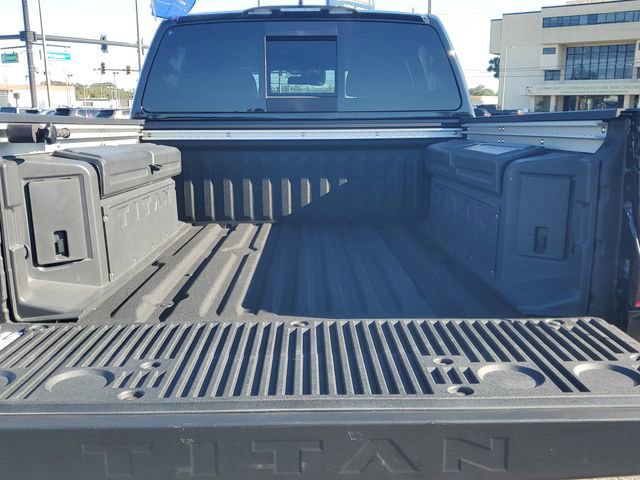 Used 2023 Nissan Titan Platinum Reserve w/ Moonroof Package image 11
