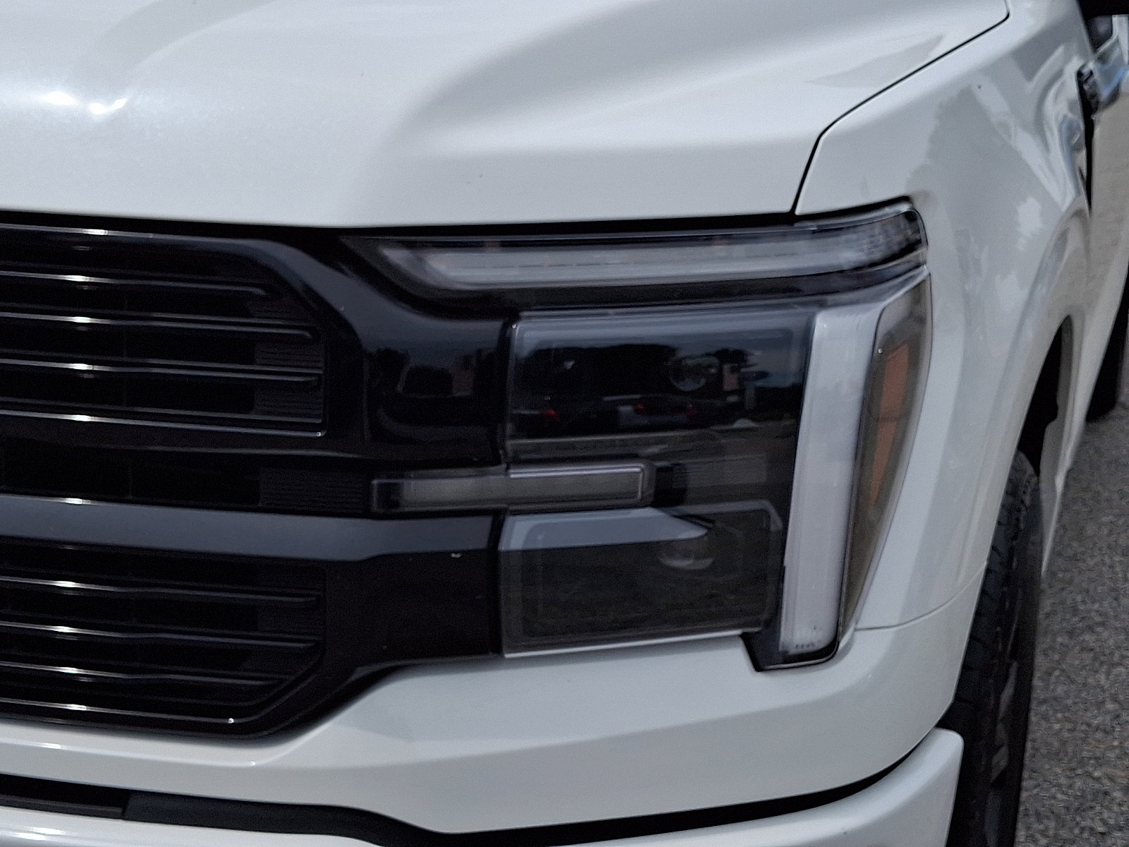 Certified 2025 Ford F150 Platinum AWD/4WD image 12
