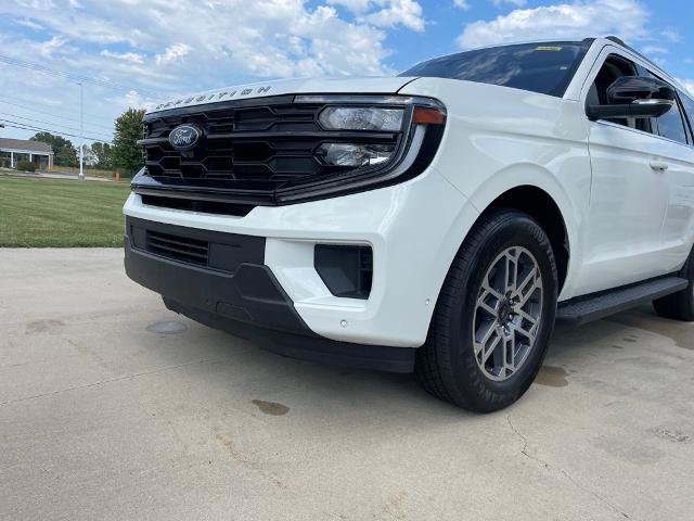 Certified 2025 Ford Expedition Active RWD image 19