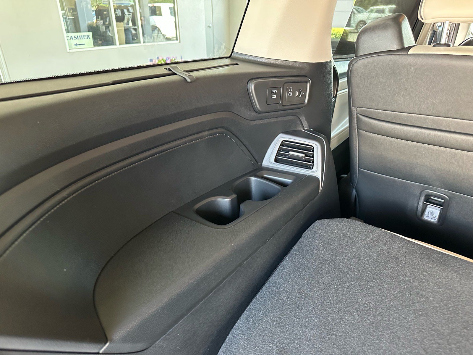 Used 2025 Honda Odyssey Elite image 25