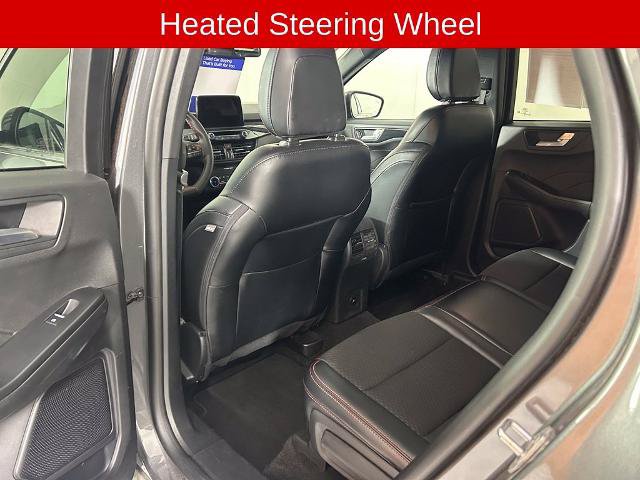 Certified 2025 Ford Escape ST-Line Select AWD/4WD image 12