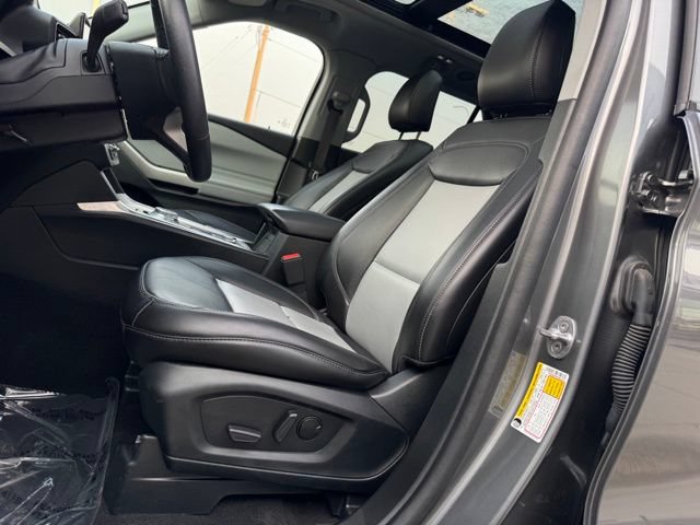 Certified 2023 Ford Explorer XLT w/ Equipment Group 202A AWD/4WD image 5