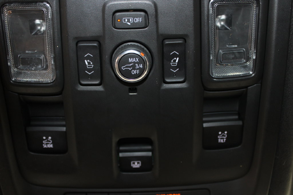 Used 2021 Cadillac Escalade ESV Sport Platinum AWD/4WD image 59