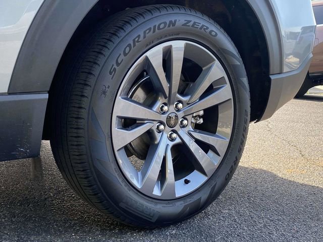 Certified 2023 Ford Explorer XLT w/ Equipment Group 202A image 11