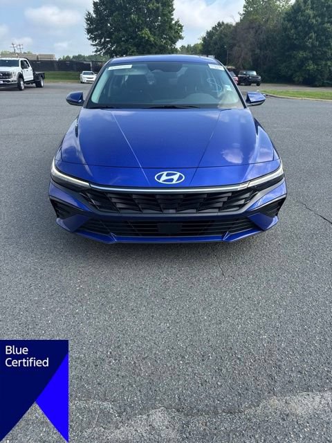 Used 2025 Hyundai Elantra SEL FWD image 8