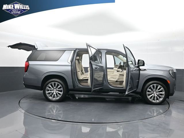 Used 2022 GMC Yukon XL Denali image 27